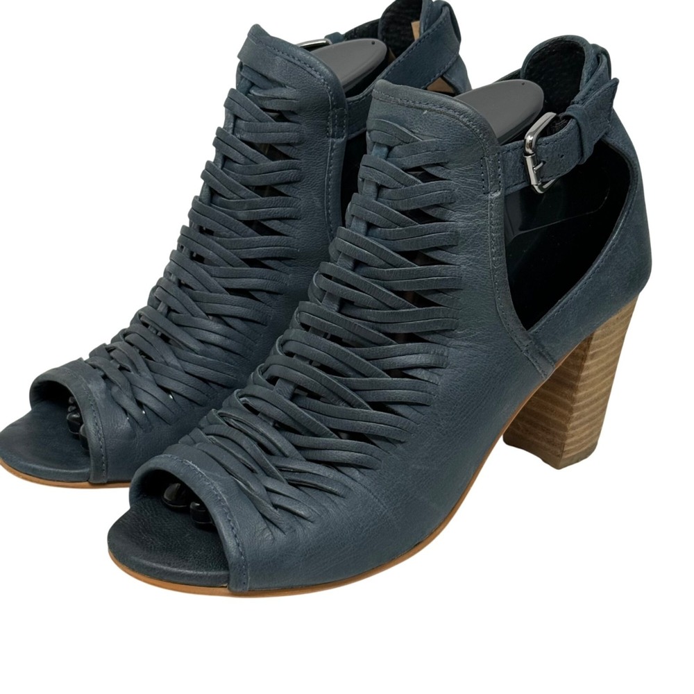 Charles By Charles David Navy Leather Peep-Toe Heeled Sandals 9.5 Western Boho‎